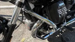 Moto Guzzi V7 III Special (2017 - 20)  (4)