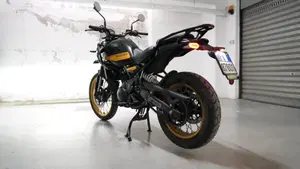 Royal Enfield Himalayan 450 (2024 - 26)  (9)