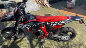 Betamotor RR 125 4T Motard LC (2021 - 23)  (2)