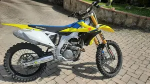 Suzuki RM-Z250 (2019 - 20)  (3)