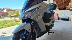 Kymco X-Town 300i (2021 - 24)  (2)