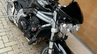 Triumph Speed triple 955i epoca
