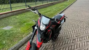 FB Mondial SMX 125 Motard (2021 - 24)  (2)