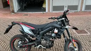 FB Mondial SMX 125 Motard (2021 - 24)  (6)