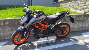 KTM 390 Duke (2021 - 23)  (5)