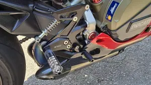 Ducati Panigale V2 Bayliss 1st Championship 20th Anniversary (2021 - 24)  (9)