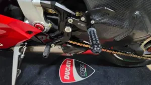 Ducati Panigale V2 Bayliss 1st Championship 20th Anniversary (2021 - 24)  (15)