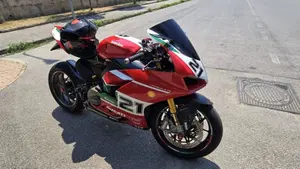 Ducati Panigale V2 Bayliss 1st Championship 20th Anniversary (2021 - 24)  (16)