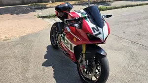 Ducati Panigale V2 Bayliss 1st Championship 20th Anniversary (2021 - 24)  (17)