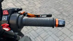 KTM 1290 Super Duke R (2021)  (7)
