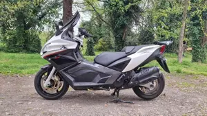 Aprilia SRV 850 (2011 - 16)  (2)