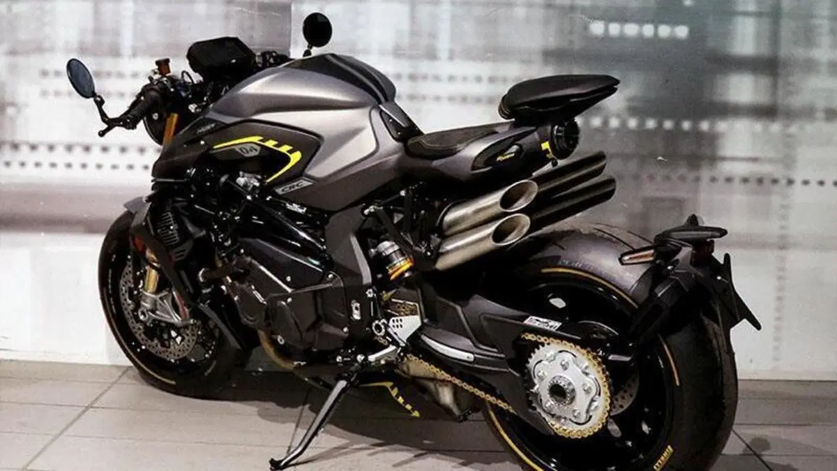 MV Agusta Rush 1000 (2021 - 22)  (2)
