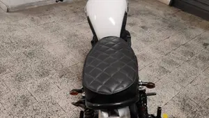 Triumph Scrambler (2006 - 17)  (2)