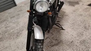 Triumph Scrambler (2006 - 17)  (7)
