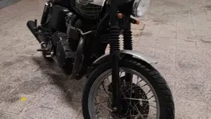 Triumph Scrambler (2006 - 17)  (10)