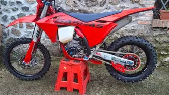 GASGAS EC 500 F (2026) usata