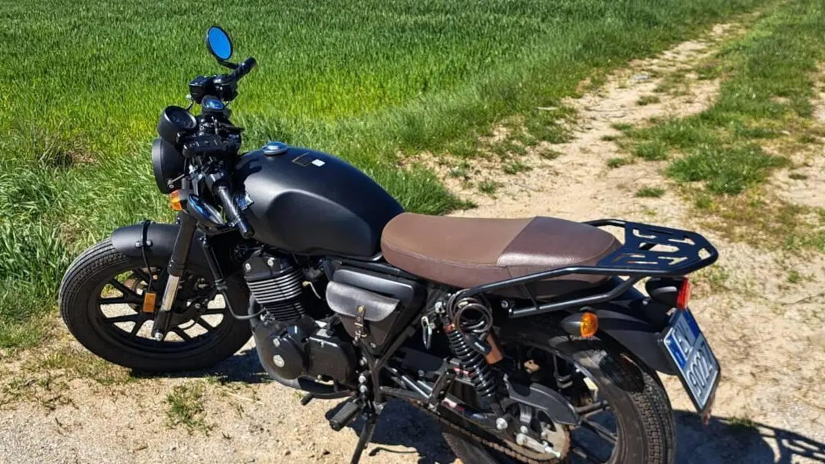 Archive Motorcycle AM 70 250 Cafe Racer (2020)  (9)