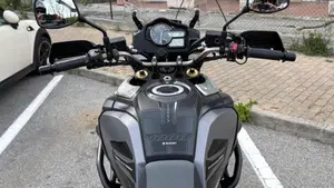 Suzuki V-Strom 1000 ABS No compromise LE (2015 - 17)  (7)