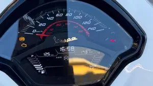 Vespa GTS 300 Super Sport (2023 - 24)  (6)