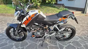 KTM 125 Duke ABS (2013 - 16)  (2)