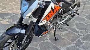 KTM 125 Duke ABS (2013 - 16)  (9)