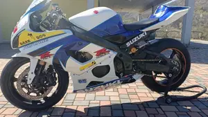 Suzuki GSX-R1000 (2005 - 06)  (2)