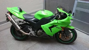 Kawasaki Ninja 1000 ZX-10R (2004 - 05)  (3)