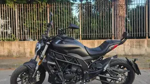 Benelli 502 C (2021 - 25) 
