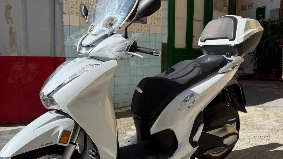 Honda SH 350 (2021 - 24)  (3)