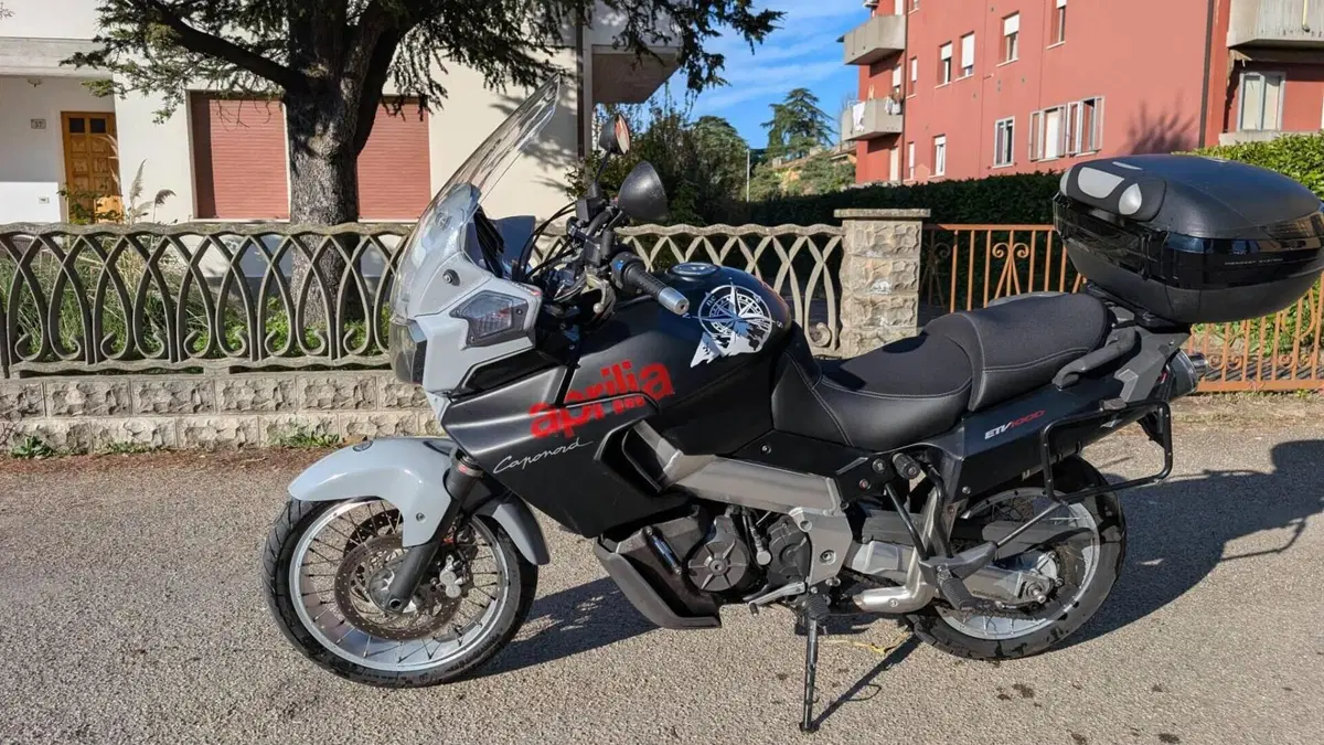 Aprilia Caponord ETV 1000 (2001 - 04)  (6)