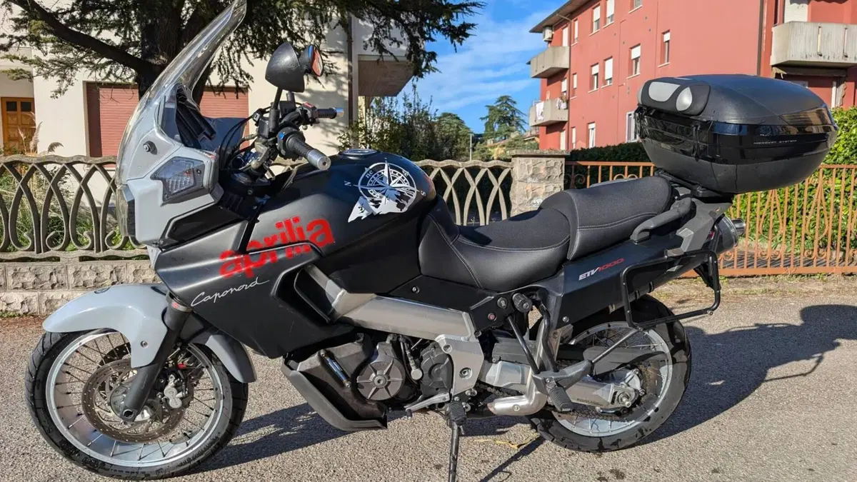 Aprilia Caponord ETV 1000 (2001 - 04)  (7)