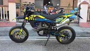 Husqvarna SM 510 R (2008)  (4)