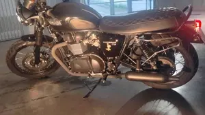 Triumph Bonneville T100 (2008 - 16)  (6)