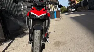 Ducati Streetfighter V2 (2022 - 24)  (5)