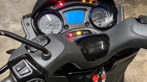 Piaggio MP3 300 ABS Hpe (2021 - 24)  (5)