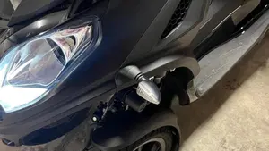 Piaggio MP3 300 ABS Hpe (2021 - 24)  (11)