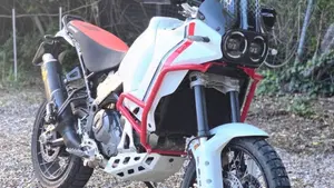 Ducati DesertX (2022 - 25)  (6)