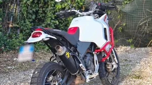 Ducati DesertX (2022 - 25)  (7)