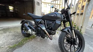 Ducati Scrambler 800 Icon Dark (2025 - 26)  (8)