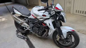 MV Agusta Brutale 1090 R (2012 - 15)  (2)