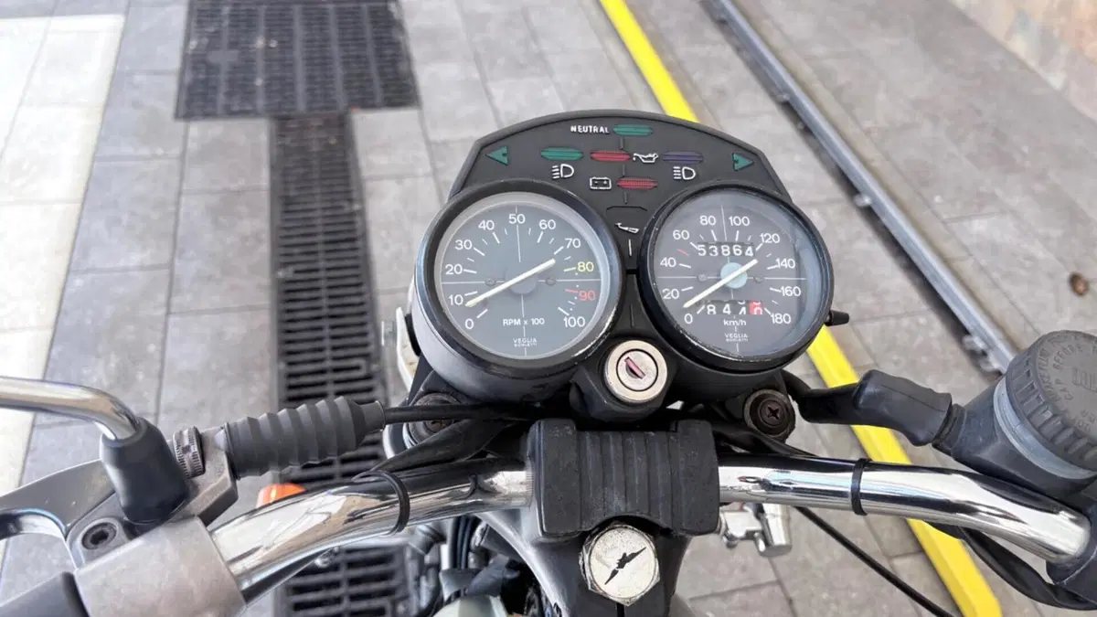 Moto Guzzi   (5)