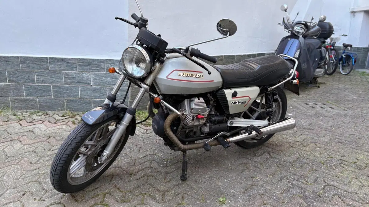 Moto Guzzi   (6)
