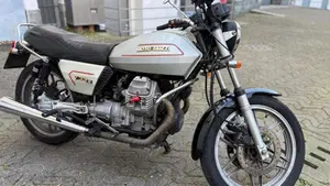 Moto Guzzi   (7)