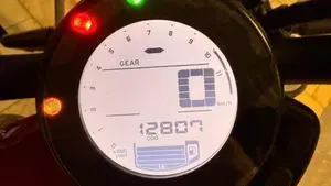 Yamaha XSR 700 (2022 - 26)  (4)