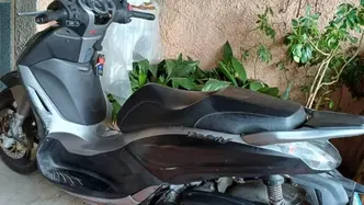 Piaggio Beverly 350 SportTouring ie ABS (2011 - 17) usata