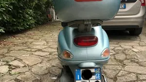 Vespa LX 150 (2005 - 11)  (6)