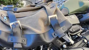 Moto Guzzi V7 Stone Ten (2024 - 25)  (15)