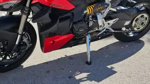 Ducati Streetfighter V2 (2022 - 24)  (5)