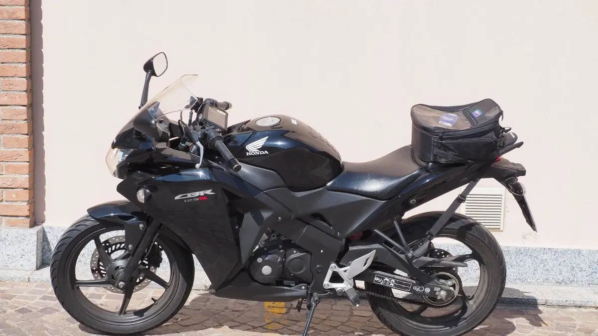 Honda CBR 125 R (2007 - 17)  (4)