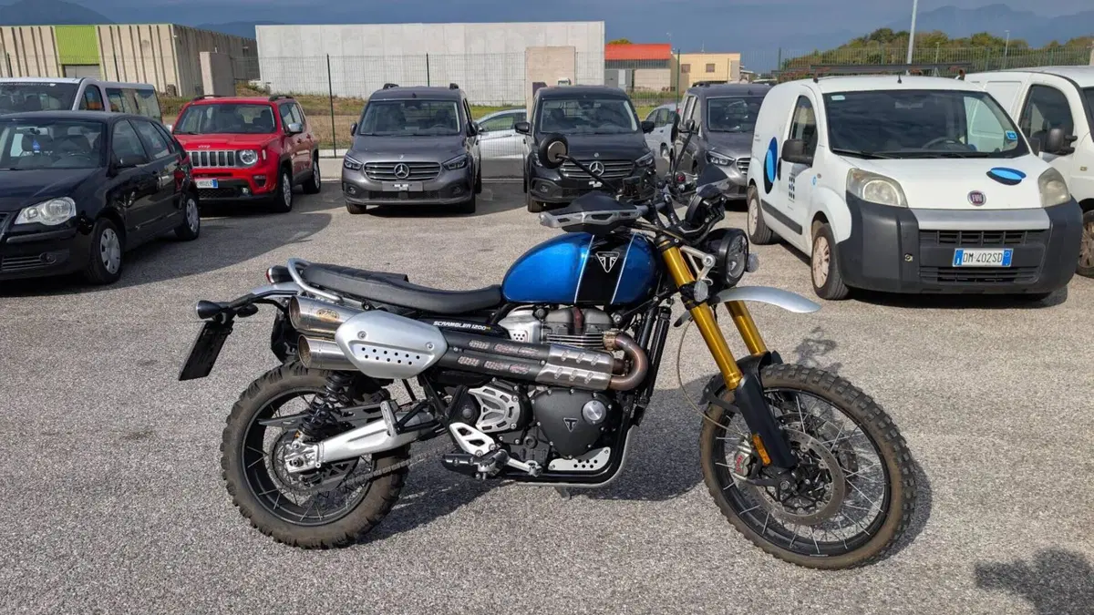 Triumph Scrambler 1200 XE (2019 - 20)  (2)